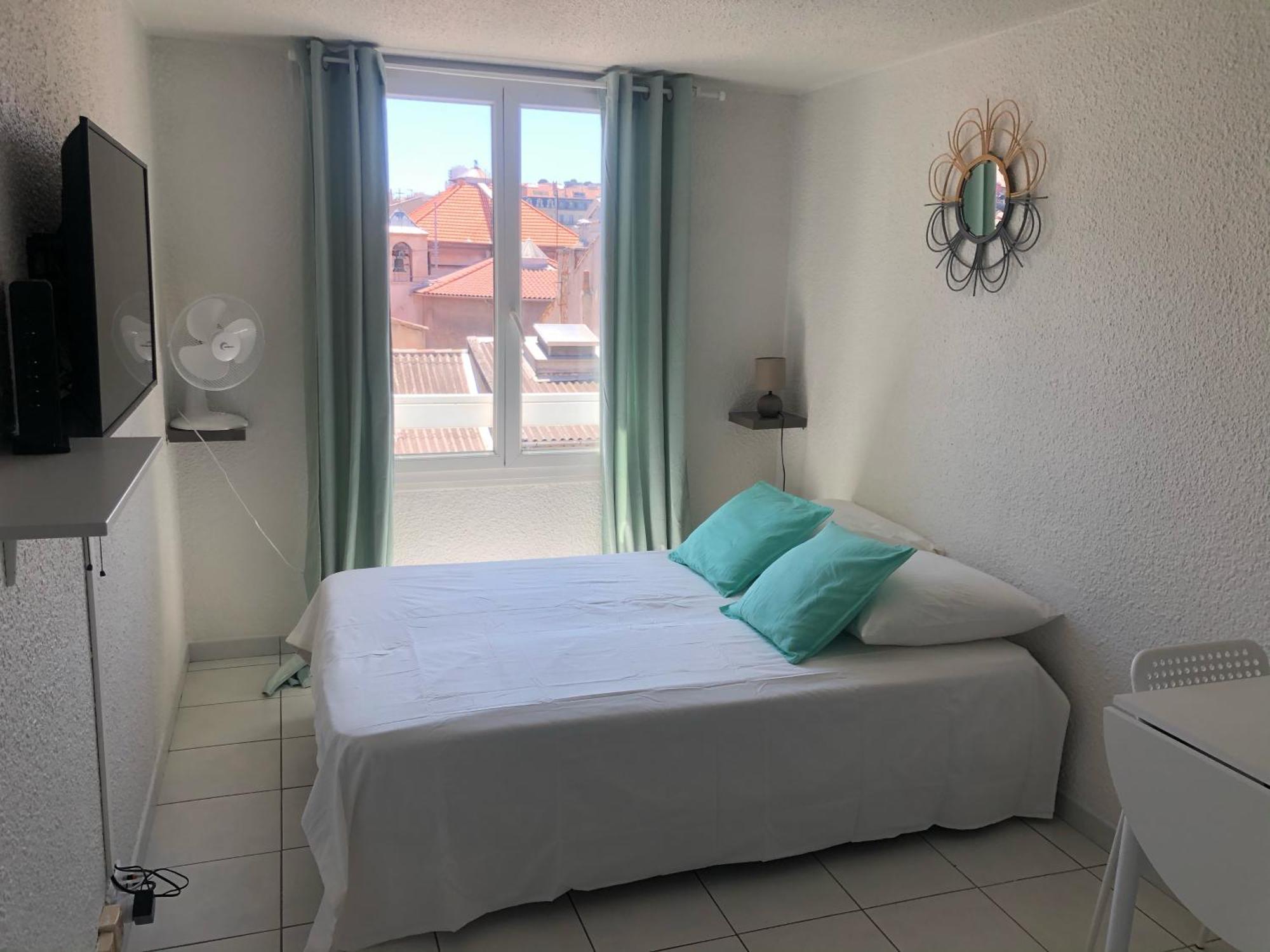 Au Coeur Du Vieux Port Apartment Marseille Bagian luar foto